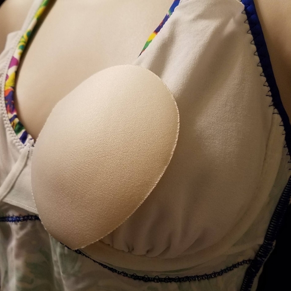 Land's End Women Tropical Floral Halter Neck Self-bra Swim Tankini Top Sz 4 NWOT - Picture 9 of 10